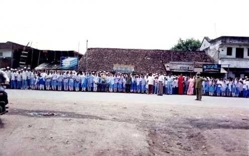 Old Building And Studens