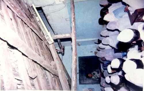 Old Building And Studens